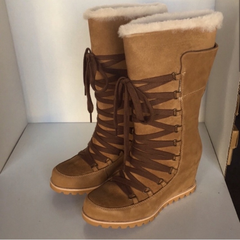 Ugg Chestnut Mason Tall wedge Boot Size 6.5